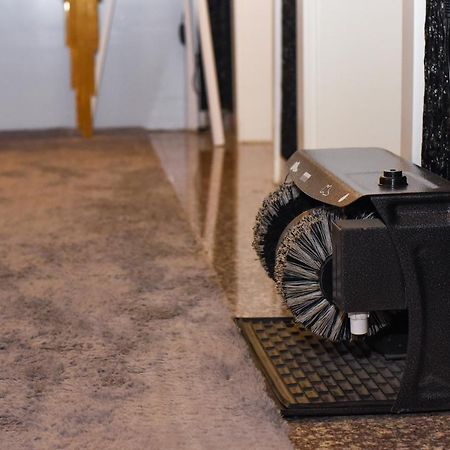 Hotel Palace ヴェリカ・クラドゥシャ エクステリア 写真